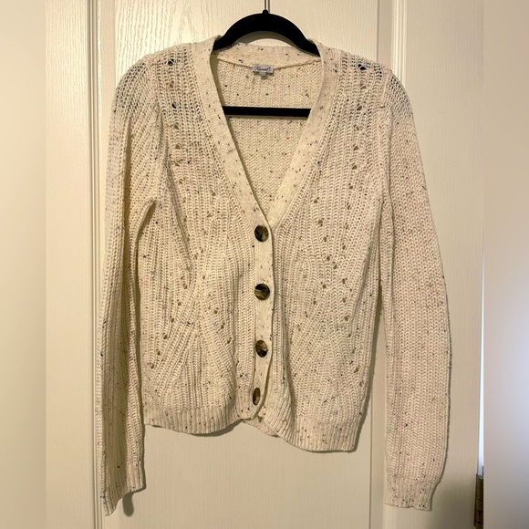 Kismet - Button Front Cardigan - Picture 1 of 4